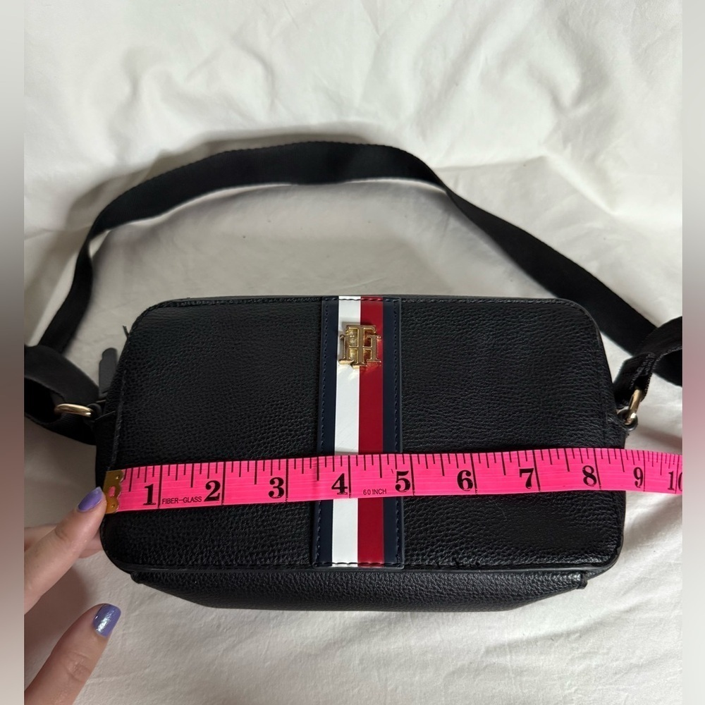 Vintage Tommy Hilfiger Navy Blue Faux Leather Crossbody Purse - Picture 10 of 13